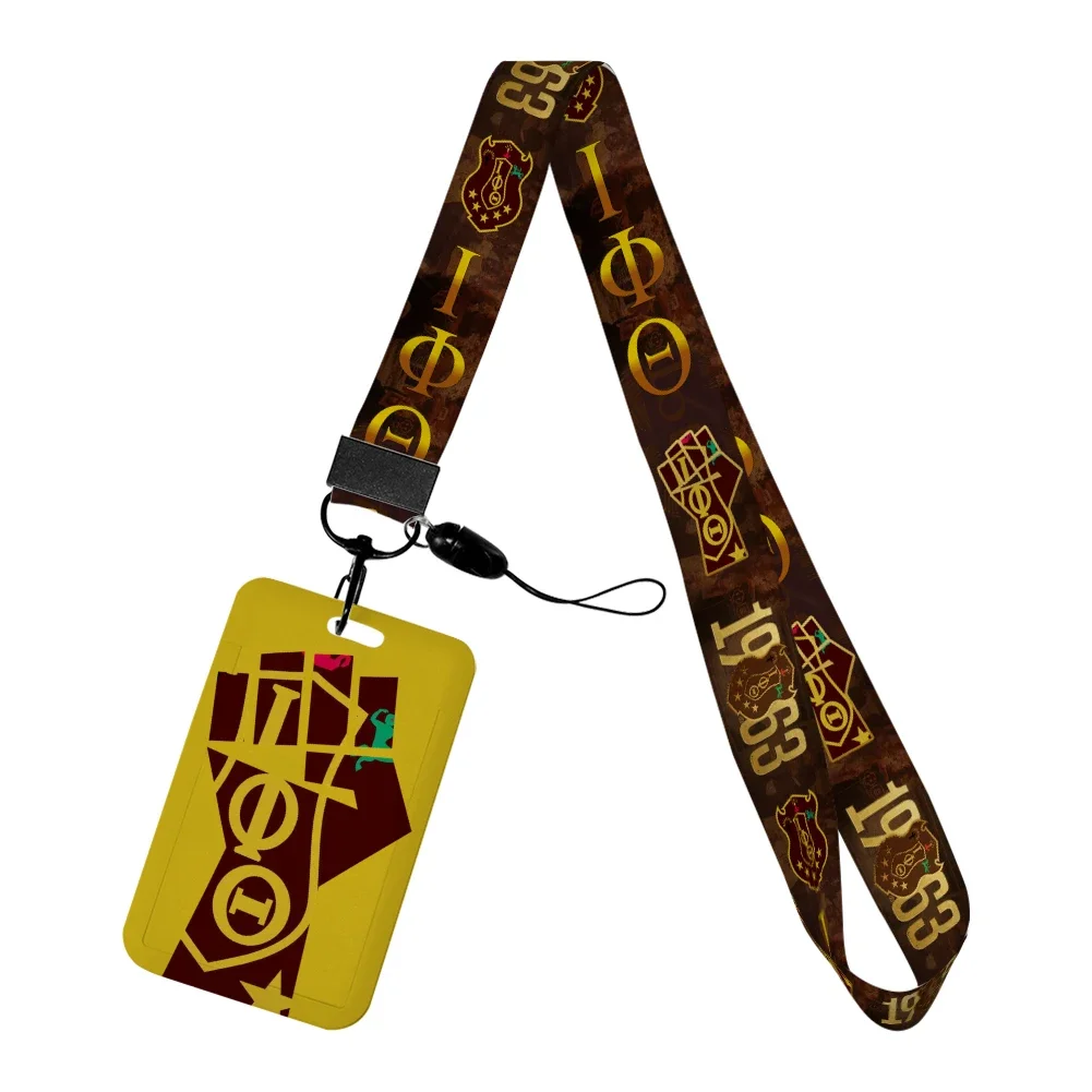 حاملات بطاقات بلاستيكية لأخوية - مراجعة Travel Accessories Disney وسعره